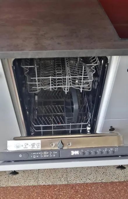 Milanoflats - Fusina - M4 1Min Apartman