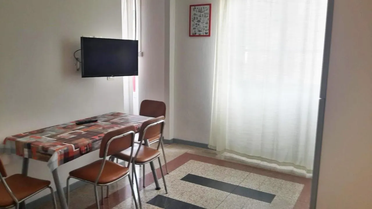Milanoflats - Fusina - M4 1Min Apartman