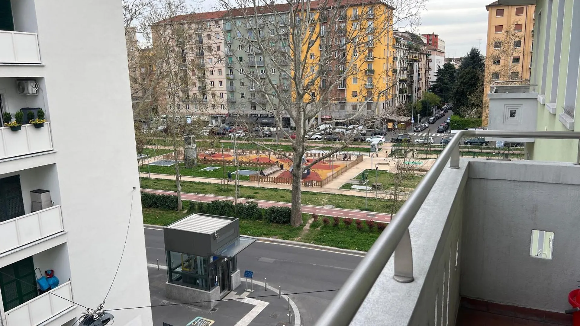 Milanoflats - Fusina - M4 1Min Apartman 0*, Milánó